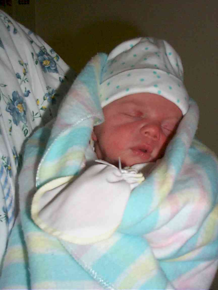 baby 2.jpg (37826 bytes)